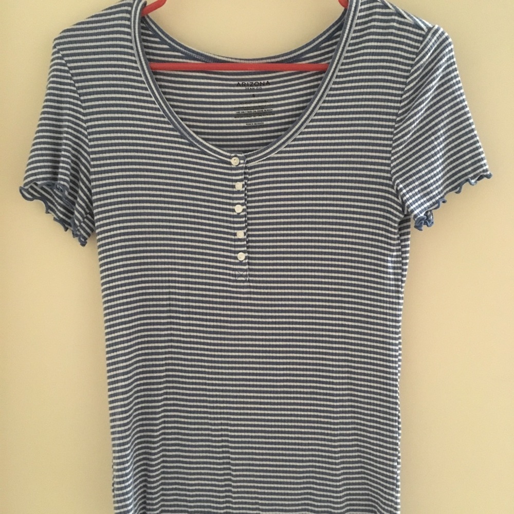 T-shirt - Picture 2 of 2